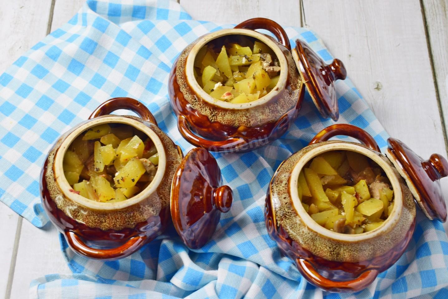 Шаг 9 приготовления Жаркое в горшочках с грибами в духовке