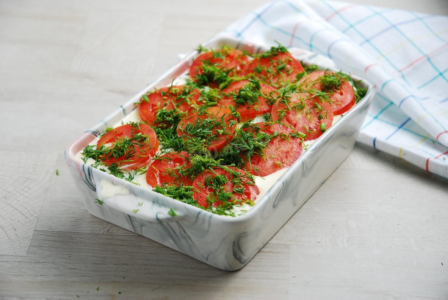 Шаг 10 приготовления Запеканка из кабачков с курицей сыром и помидорами