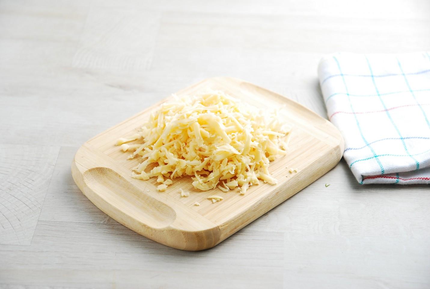 Шаг 11 приготовления Запеканка из кабачков с курицей сыром и помидорами