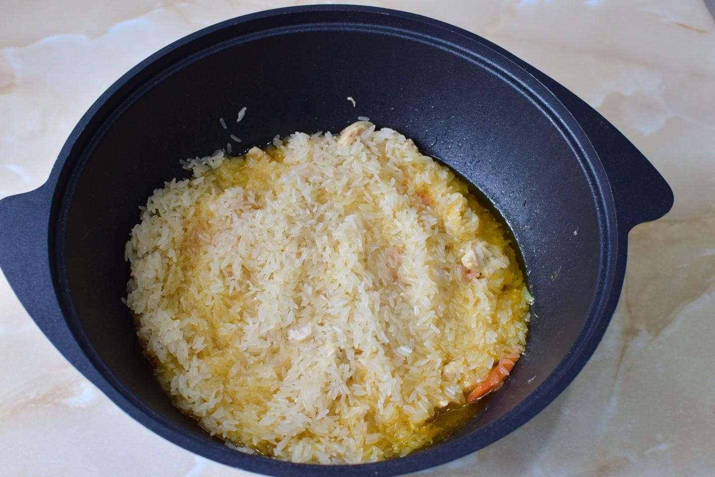 Шаг 10 приготовления Плов из куриной грудки