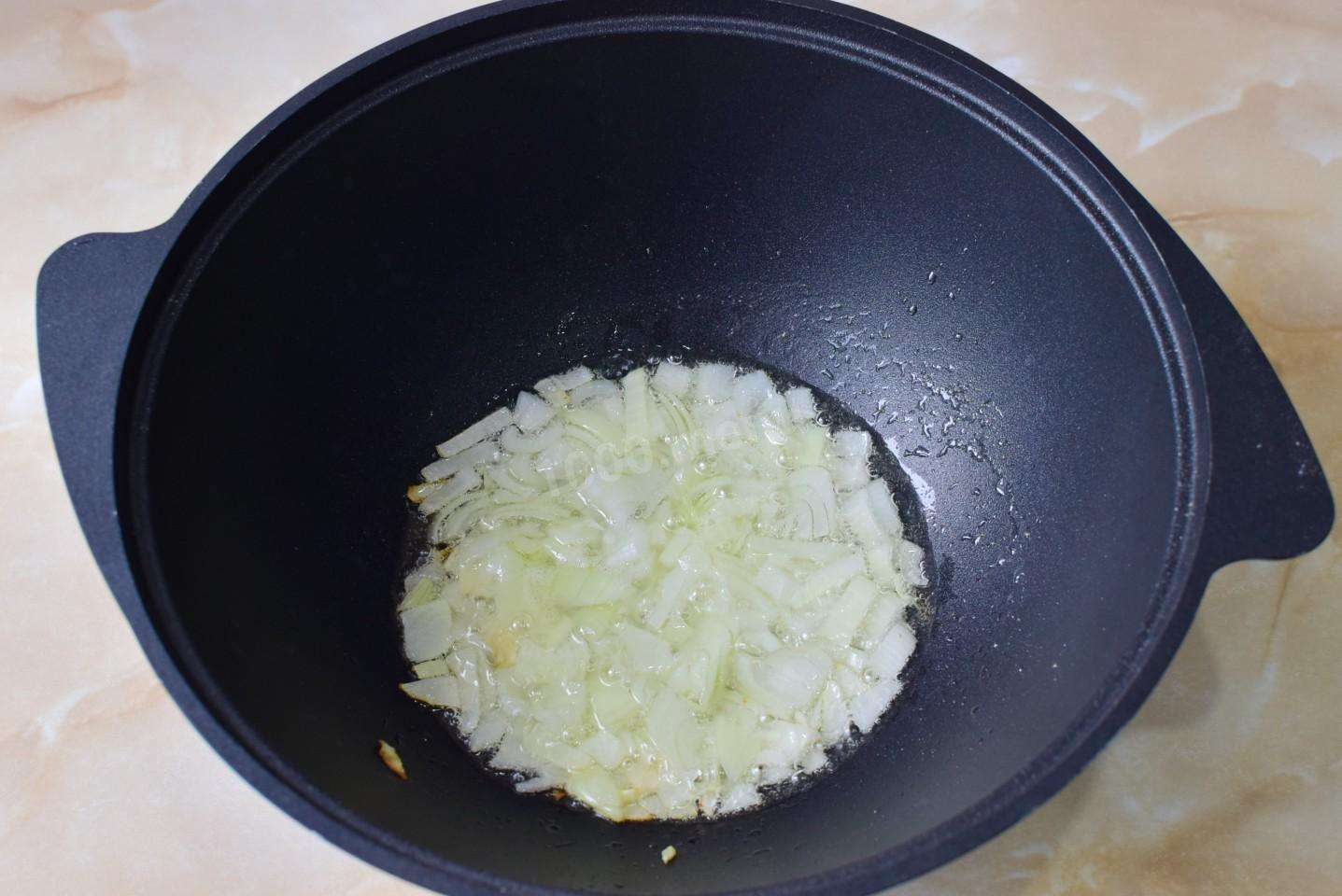 Шаг 2 приготовления Плов из куриной грудки