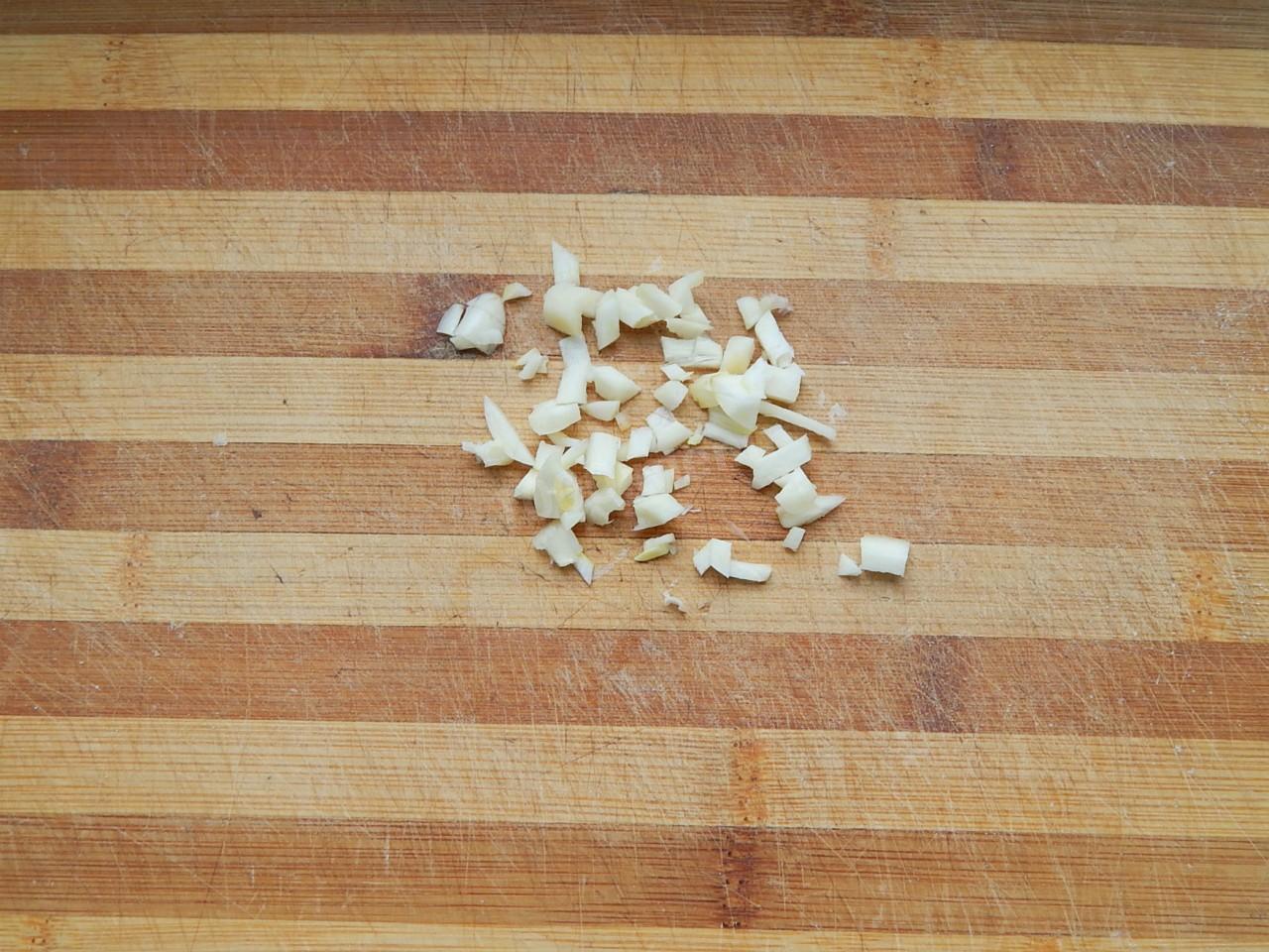 Шаг 7 приготовления Чахохбили из курицы в мультиварке