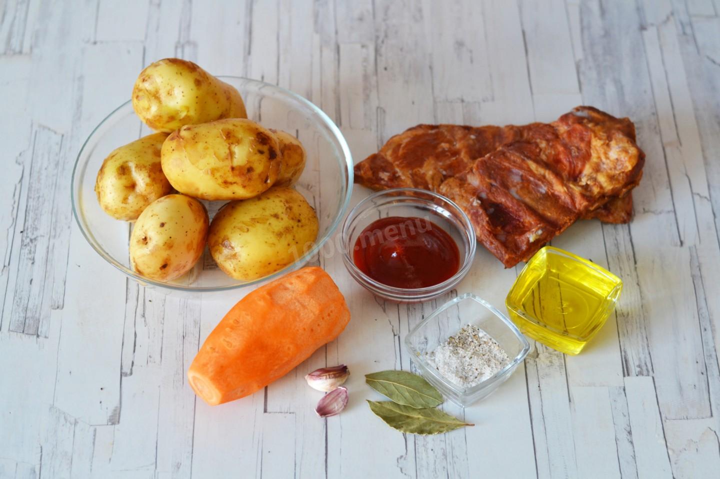 Шаг 1 приготовления Картошка с копчеными ребрышками