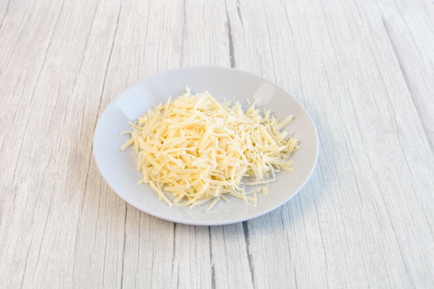 Шаг 17 приготовления Пицца с луком и сыром
