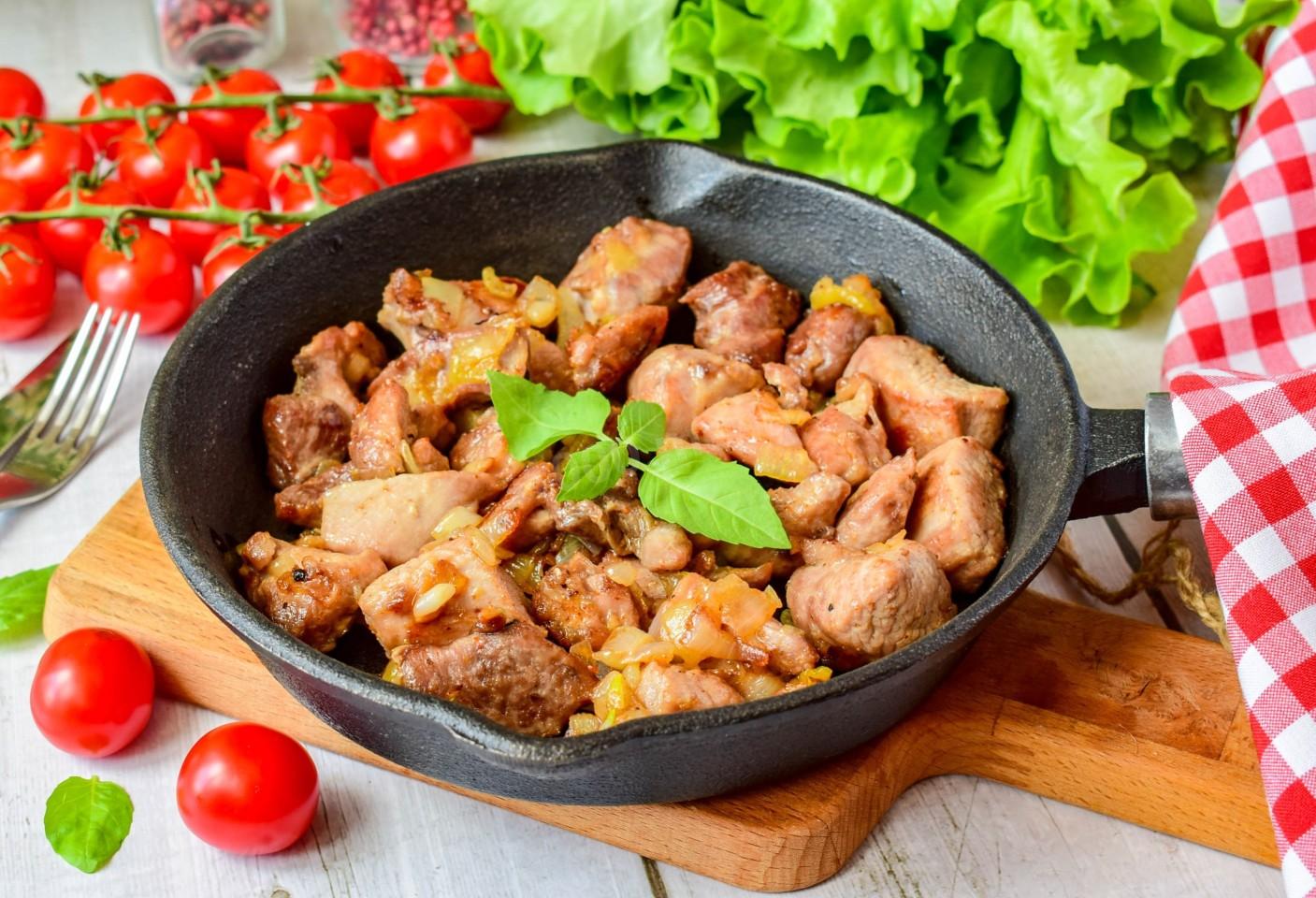 Обложка рецепта Филе индейки кусочками на сковороде