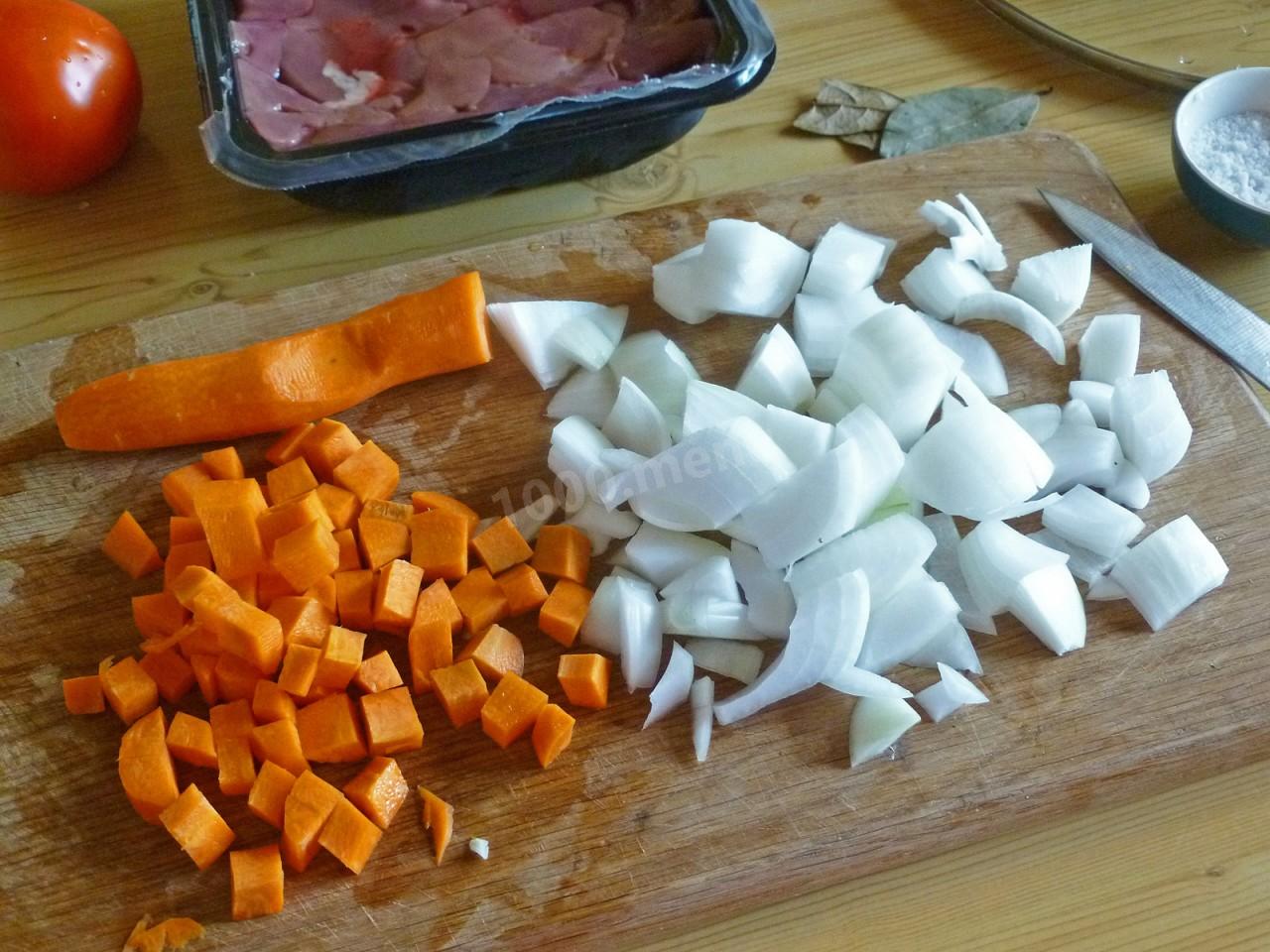 Шаг 2 приготовления Гуляш из куриной печени