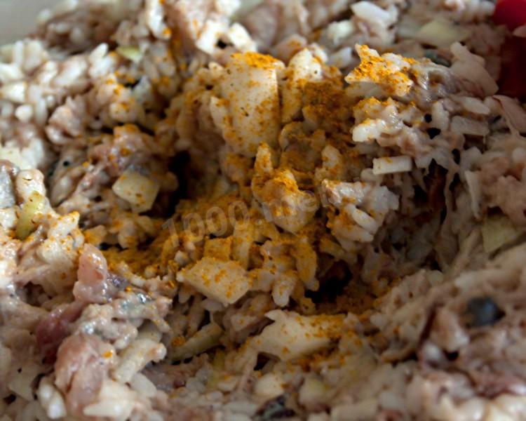Шаг 9 приготовления Манты с рыбой и рисом