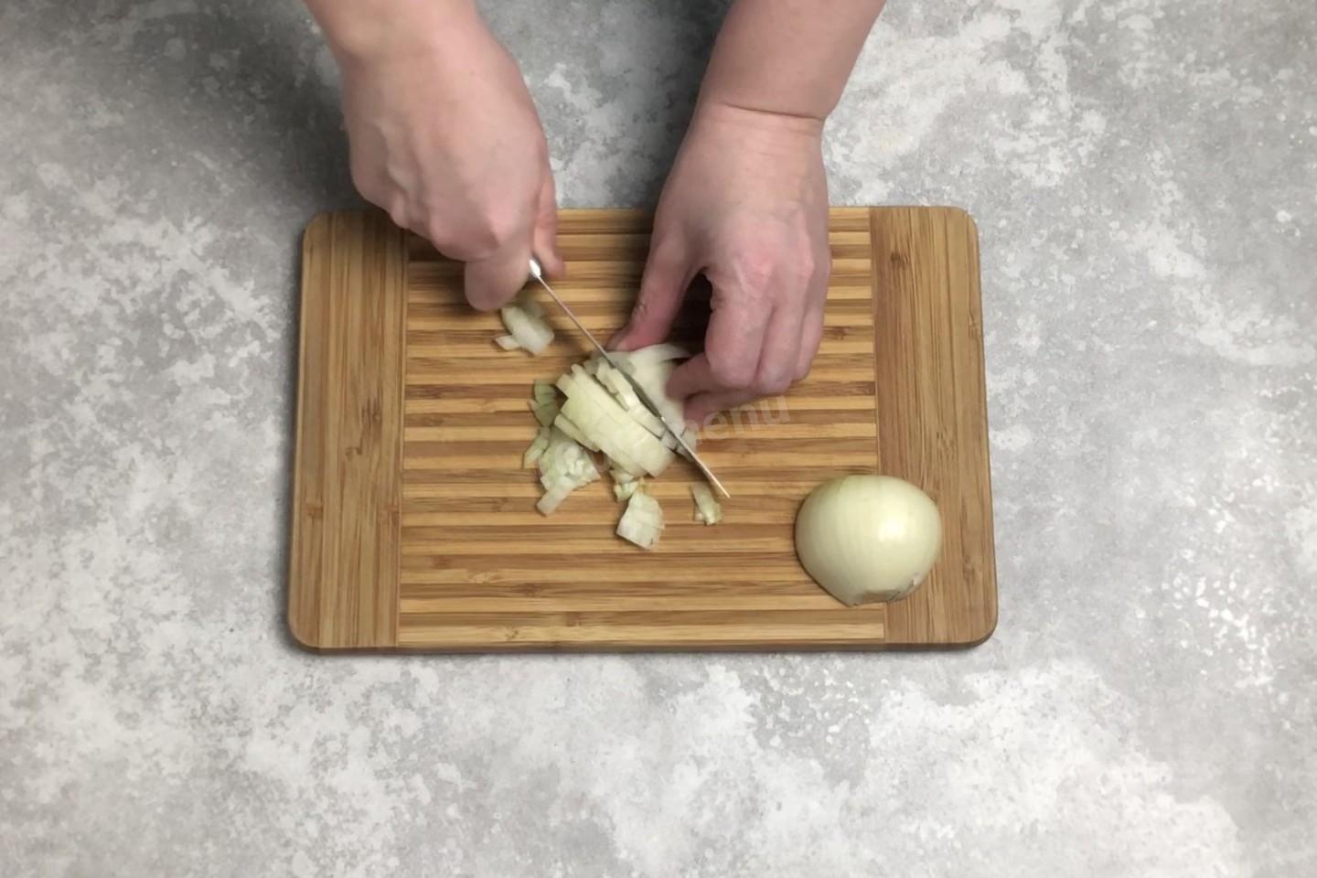 Шаг 4 приготовления Нут тушеный с овощами