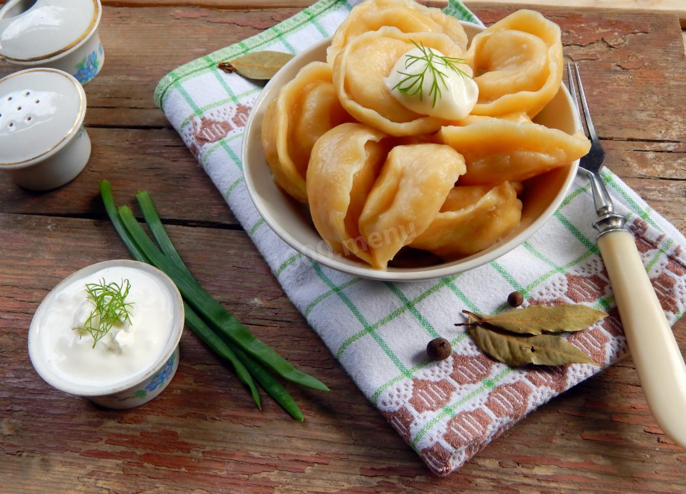 Шаг 10 приготовления Пельмени с капустой