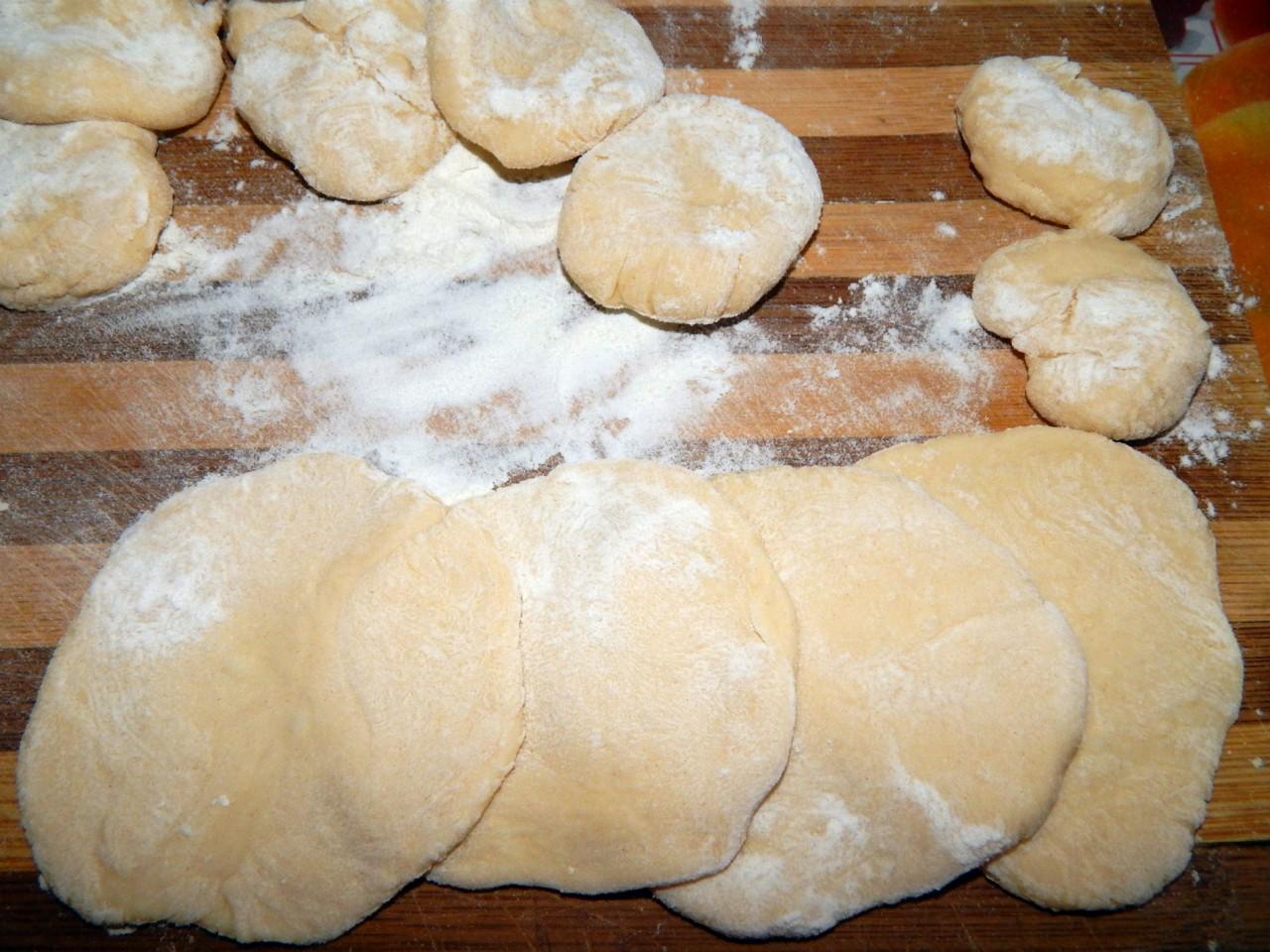 Шаг 7 приготовления Пельмени с капустой