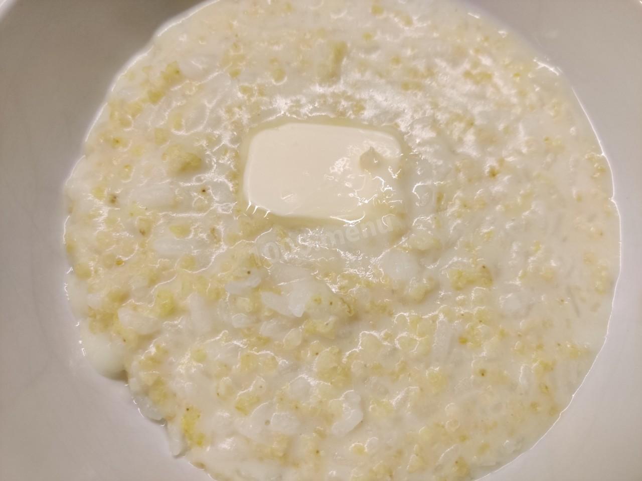 Шаг 5 приготовления Рисово пшенная каша на молоке