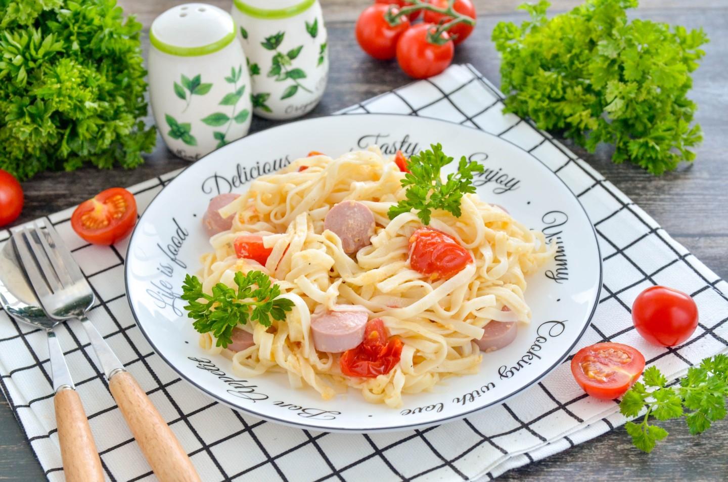 Шаг 9 приготовления Макароны с сосисками и сыром