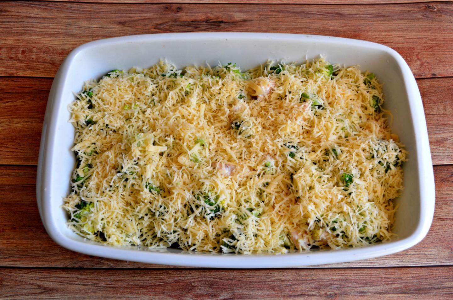 Шаг 10 приготовления Запеканка с брокколи и курицей