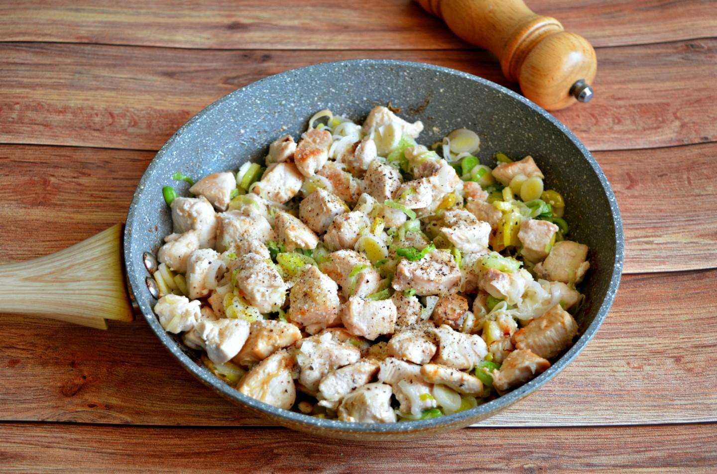 Шаг 7 приготовления Запеканка с брокколи и курицей