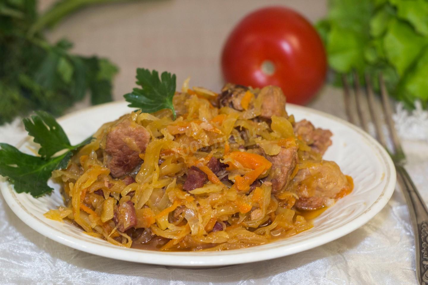 Шаг 14 приготовления Солянка из квашеной капусты с мясом