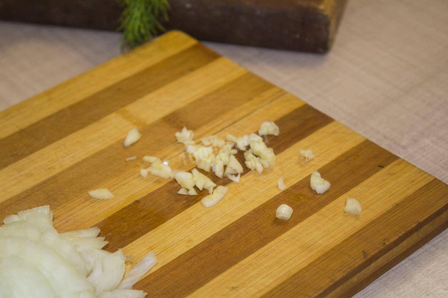 Шаг 2 приготовления Солянка из квашеной капусты с мясом