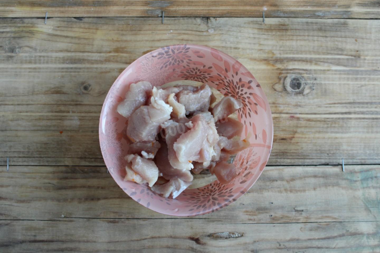 Шаг 4 приготовления Мясо с картошкой в тыкве в духовке