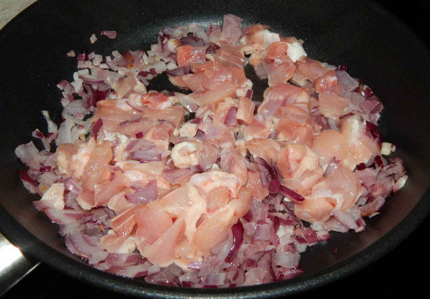 Шаг 11 приготовления Домашняя лапша с курицей и овощами