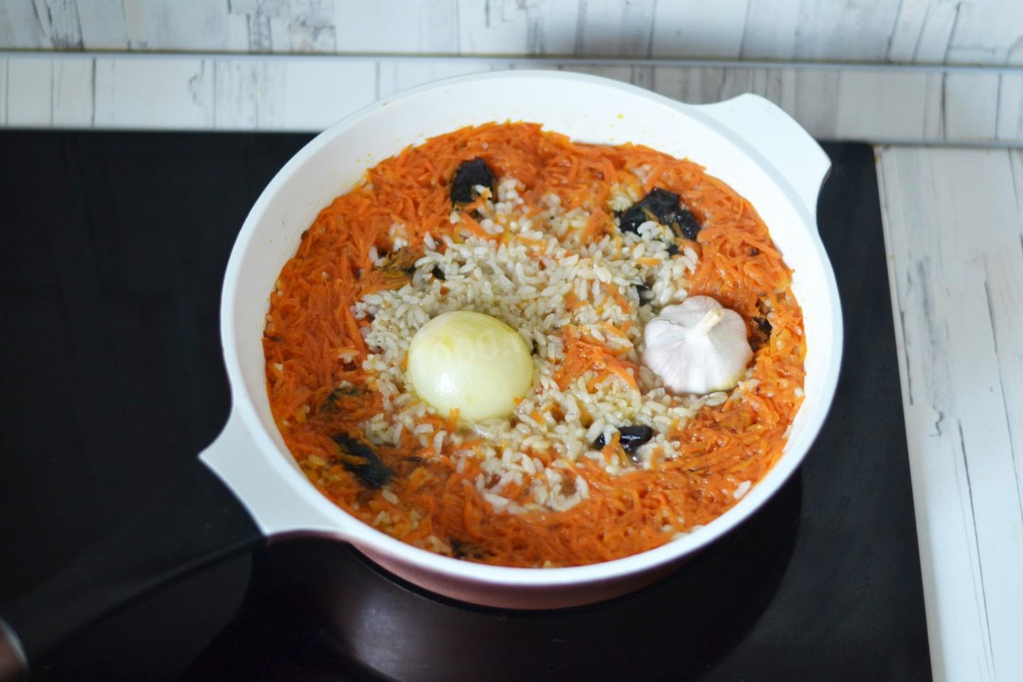 Шаг 12 приготовления Плов постный с овощами и морковью