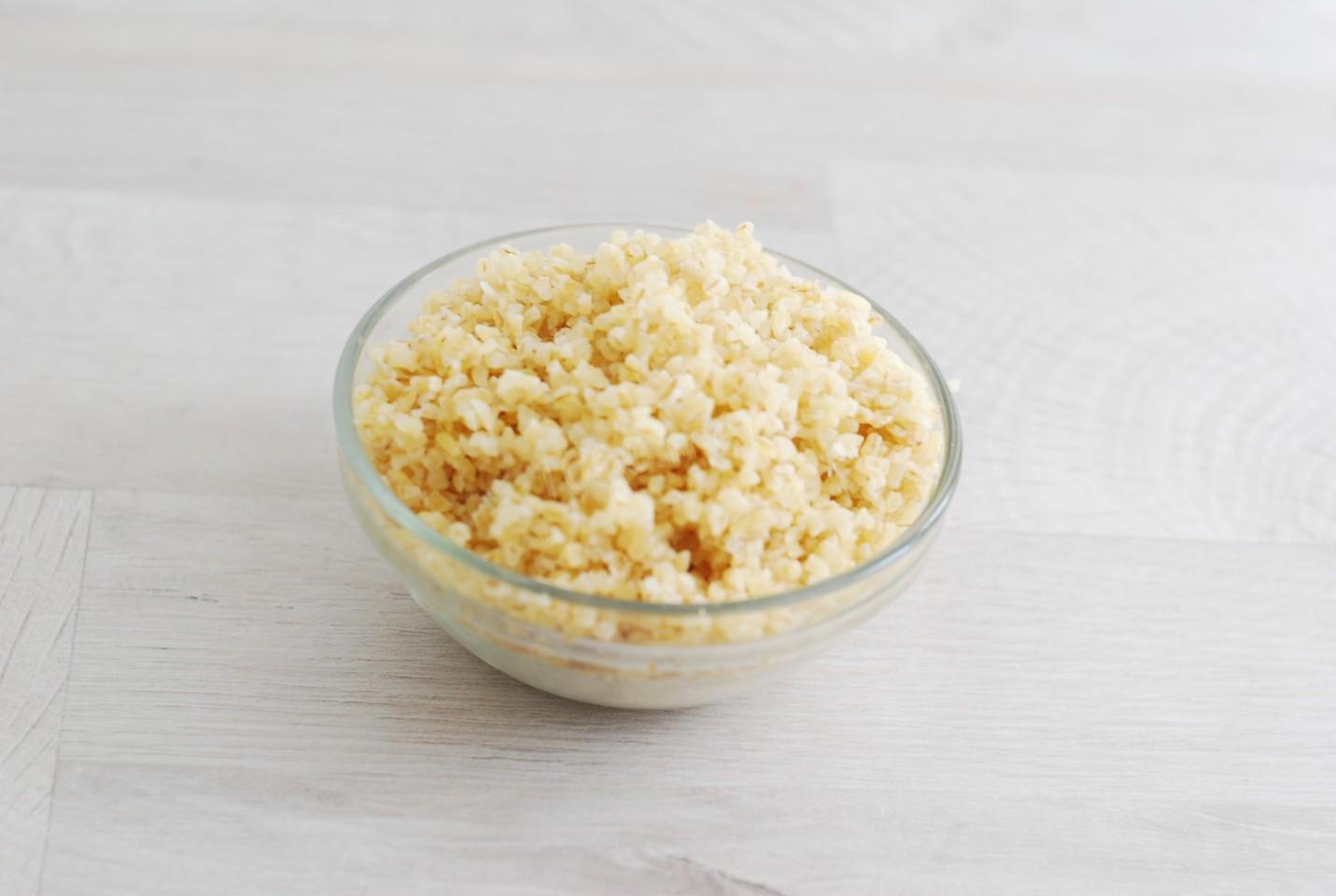 Шаг 10 приготовления Булгур с индейкой и овощами на сковороде
