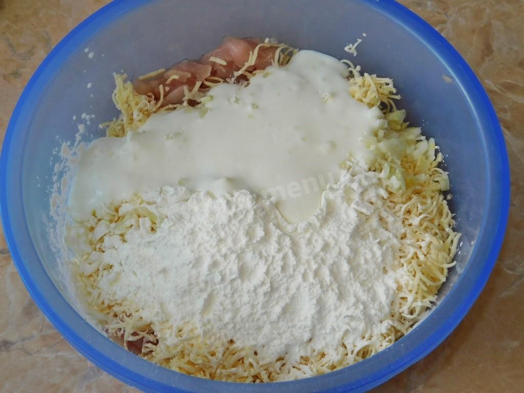 Шаг 4 приготовления Котлеты из куриного филе с сыром