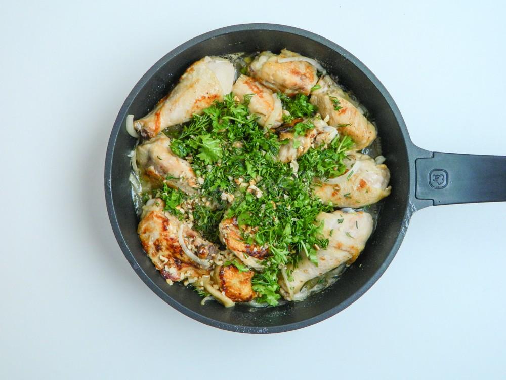 Шаг 10 приготовления Гурули грузинское блюдо из курицы