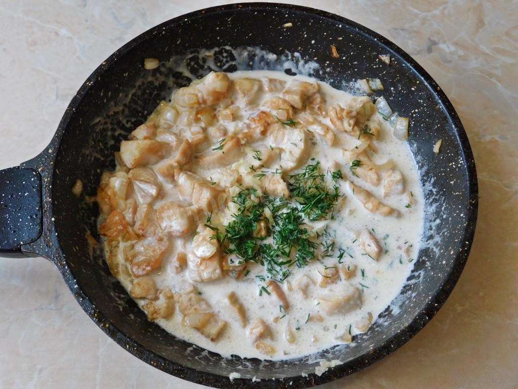 Шаг 8 приготовления Картофельное пюре с курицей в духовке