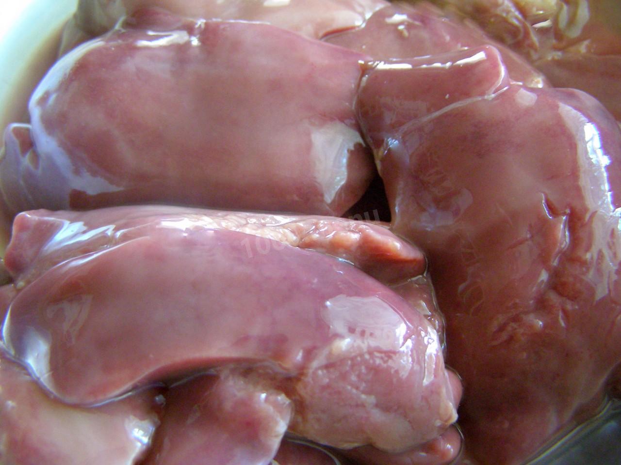 Шаг 1 приготовления Шашлык из куриной печени на мангале