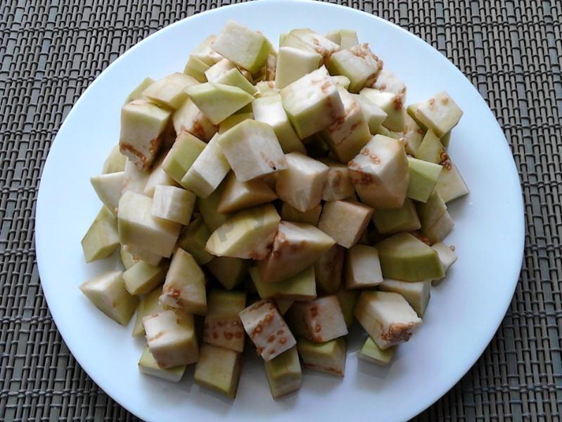 Шаг 2 приготовления Баклажаны тушеные в мультиварке