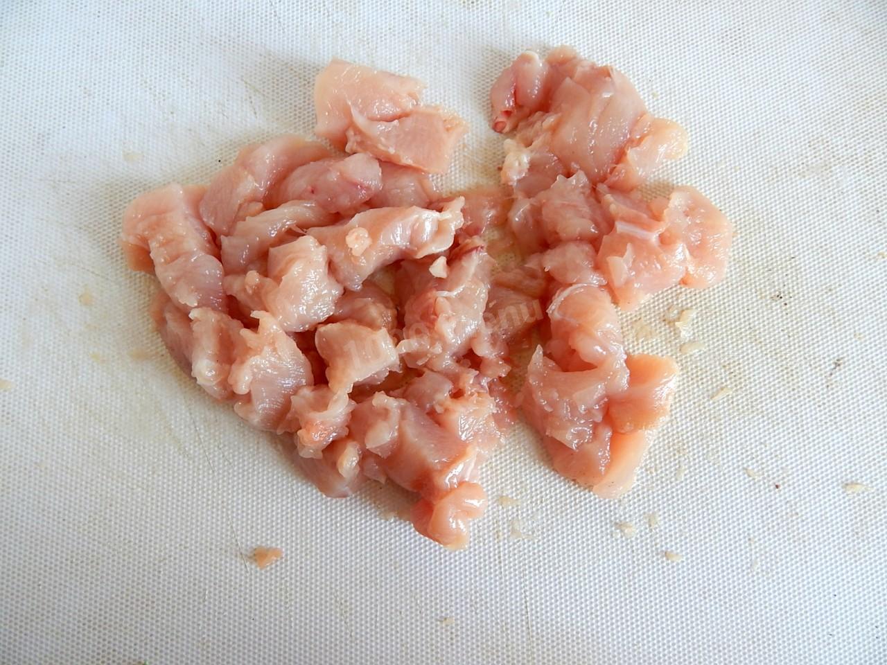 Шаг 1 приготовления Курица в соусе бешамель