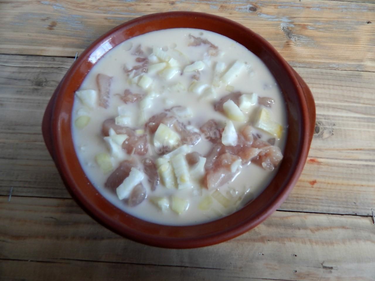 Шаг 7 приготовления Курица в соусе бешамель