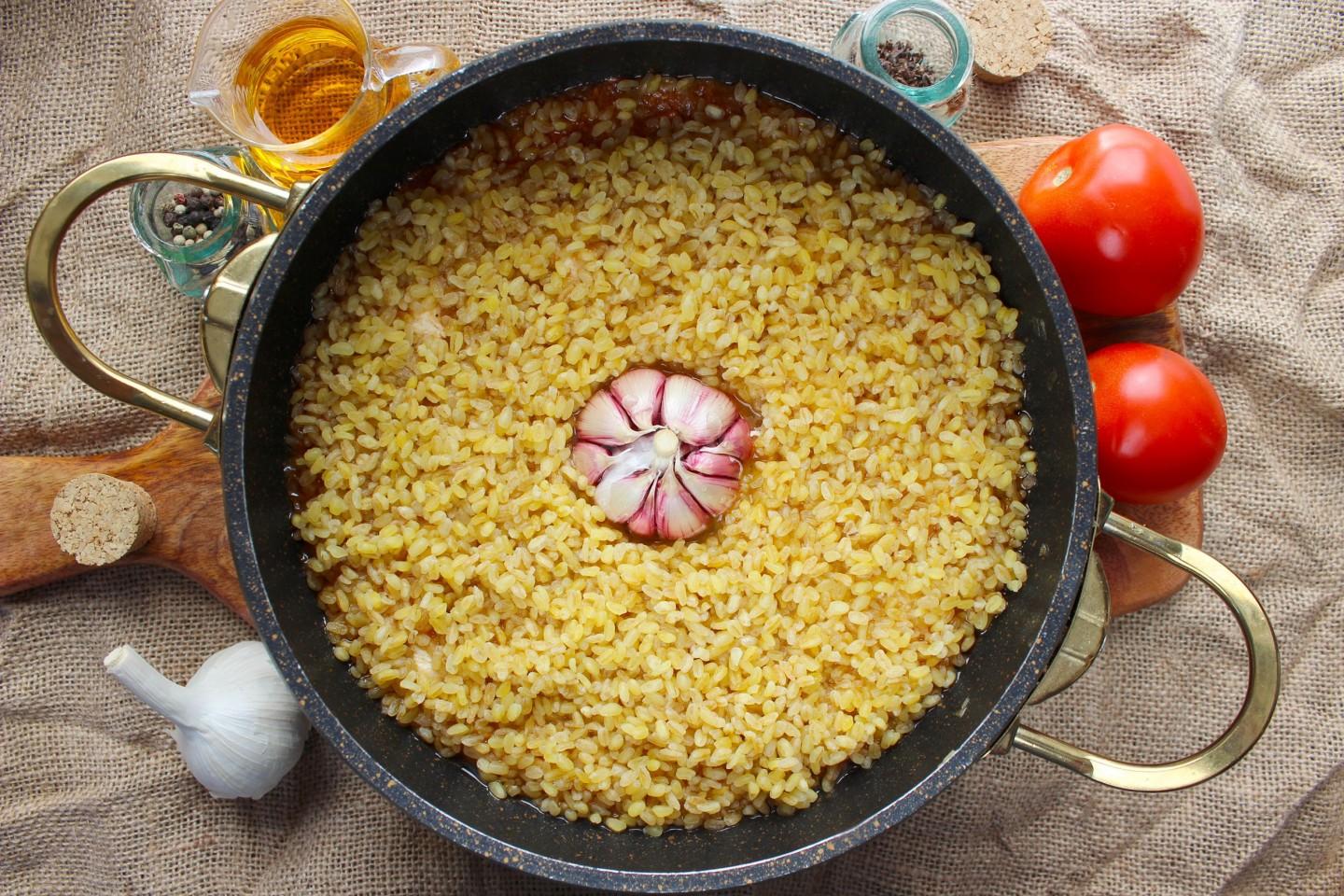 Шаг 10 приготовления Плов из булгура с курицей ПП