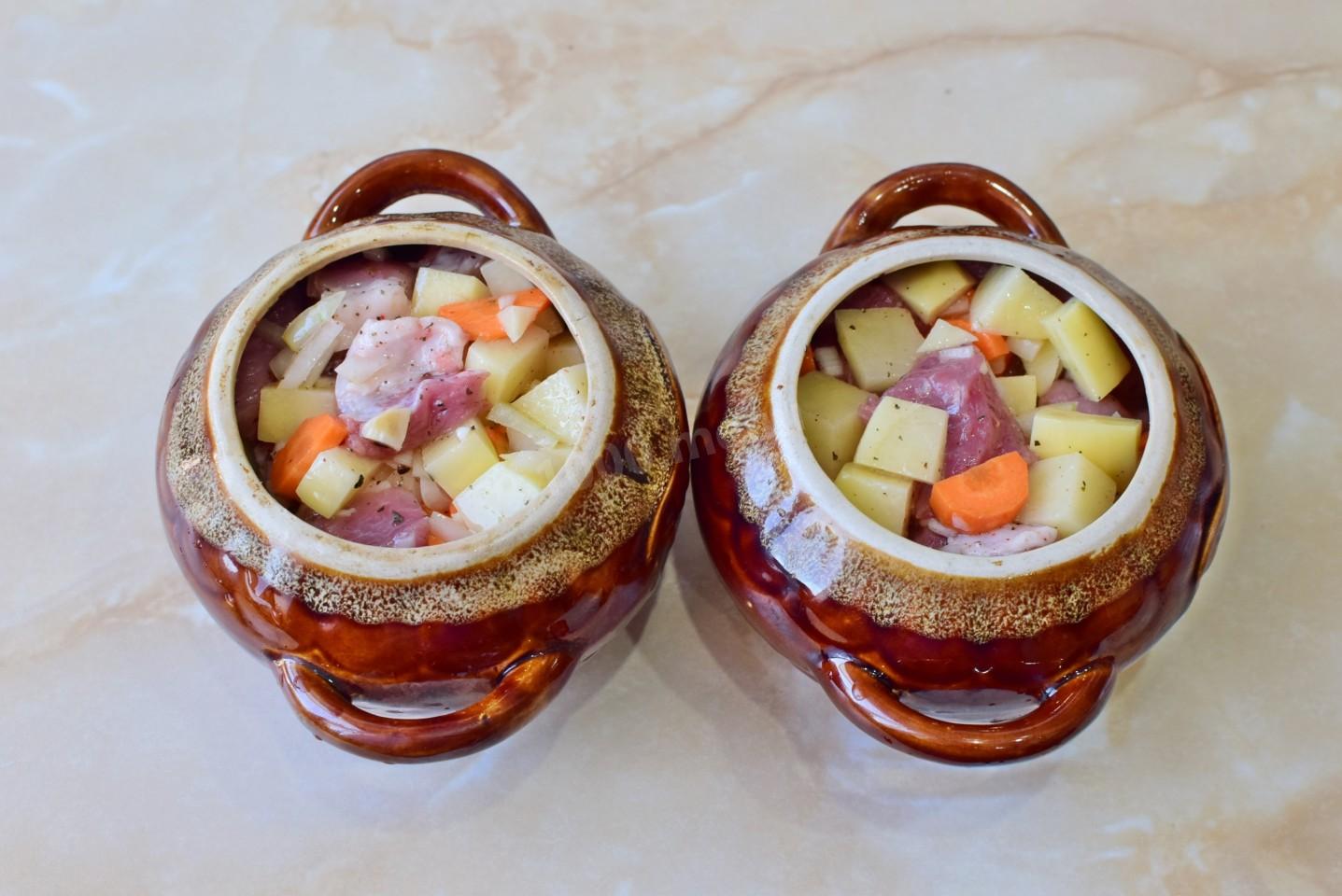 Шаг 6 приготовления Горшочки в микроволновке