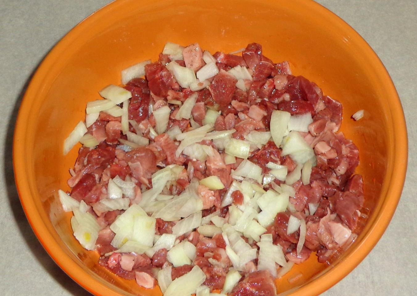 Шаг 5 приготовления Мясные оладьи на сковороде
