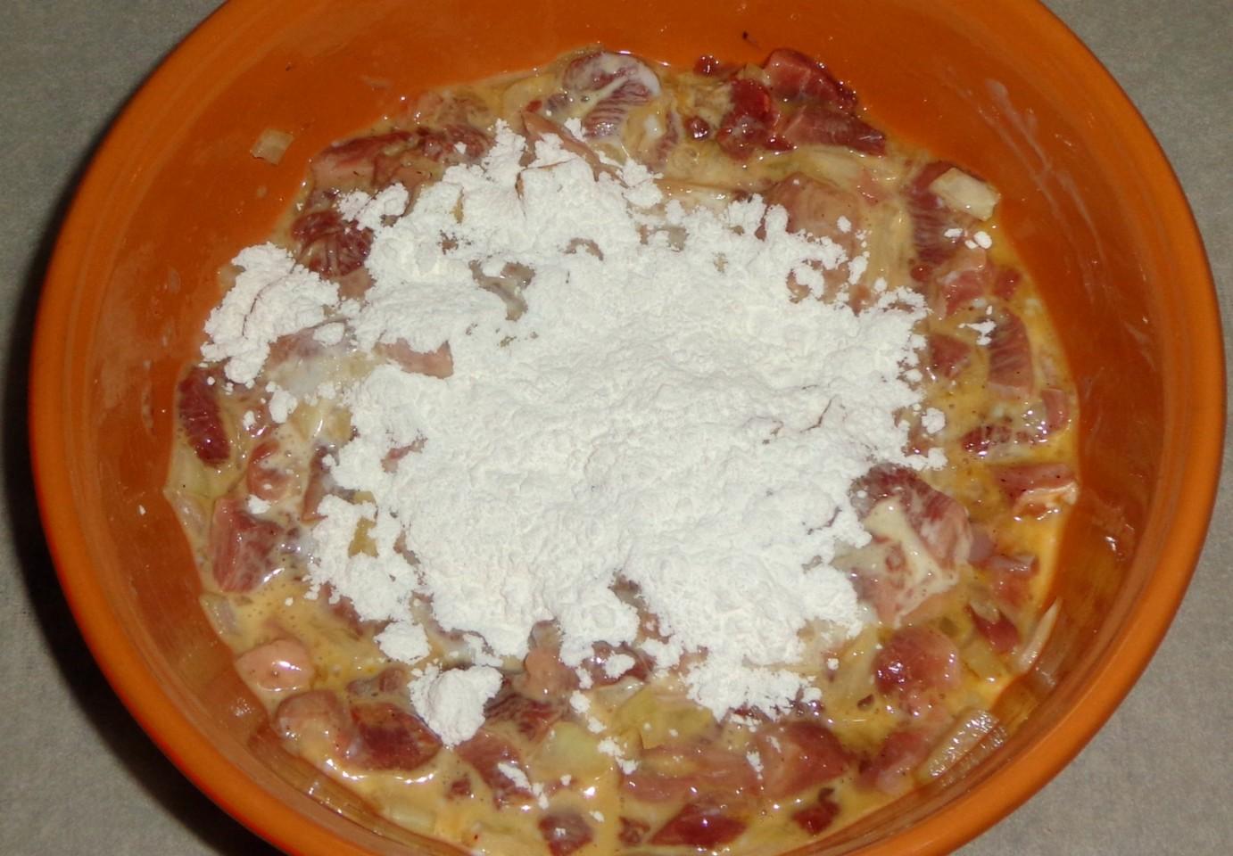 Шаг 7 приготовления Мясные оладьи на сковороде