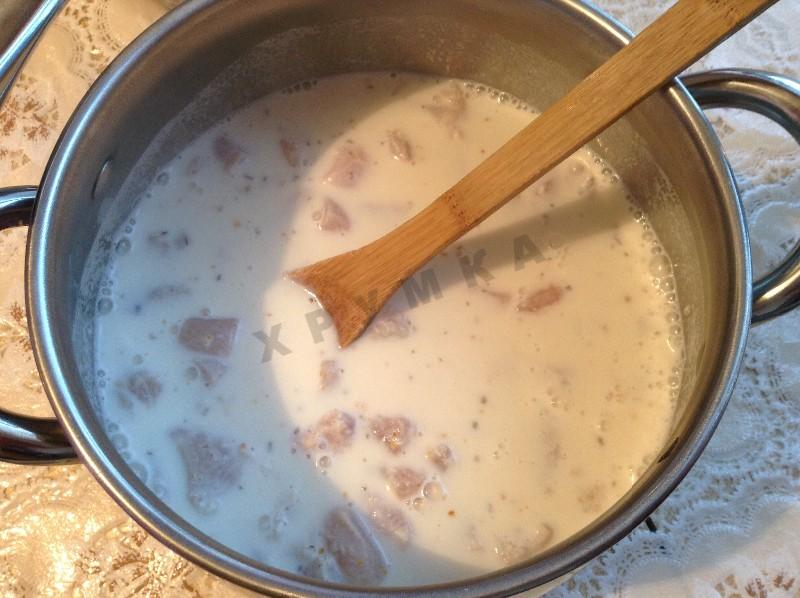 Шаг 5 приготовления Заварная куриная грудка в молоке