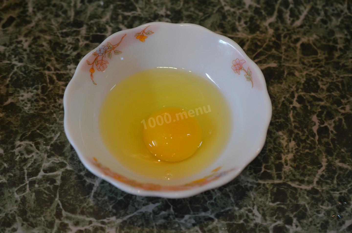 Шаг 3 приготовления Куриная печень в кляре жареная