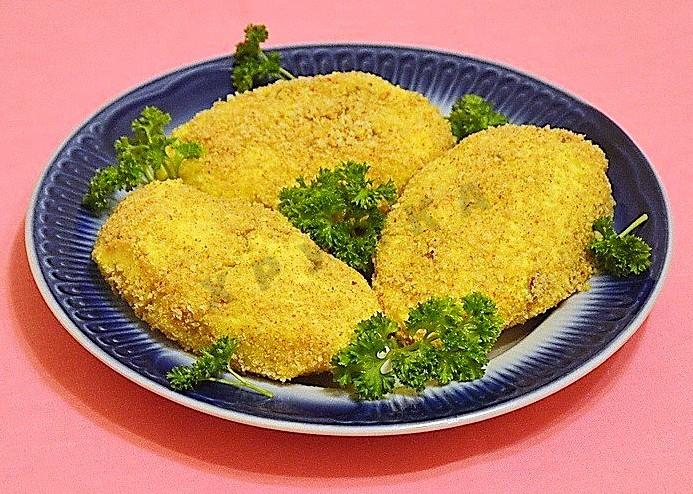 Обложка рецепта Картофельные зразы с сыром в духовке