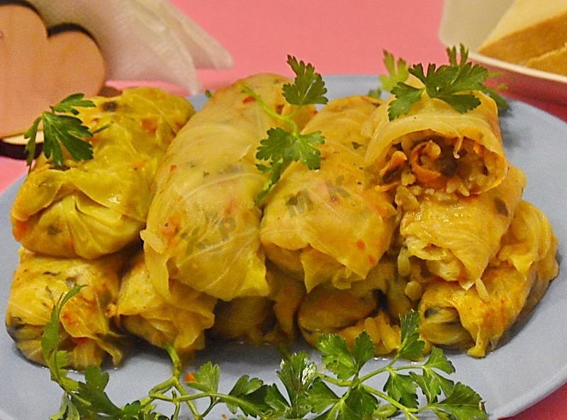 Шаг 16 приготовления Голубцы с грибами и рисом