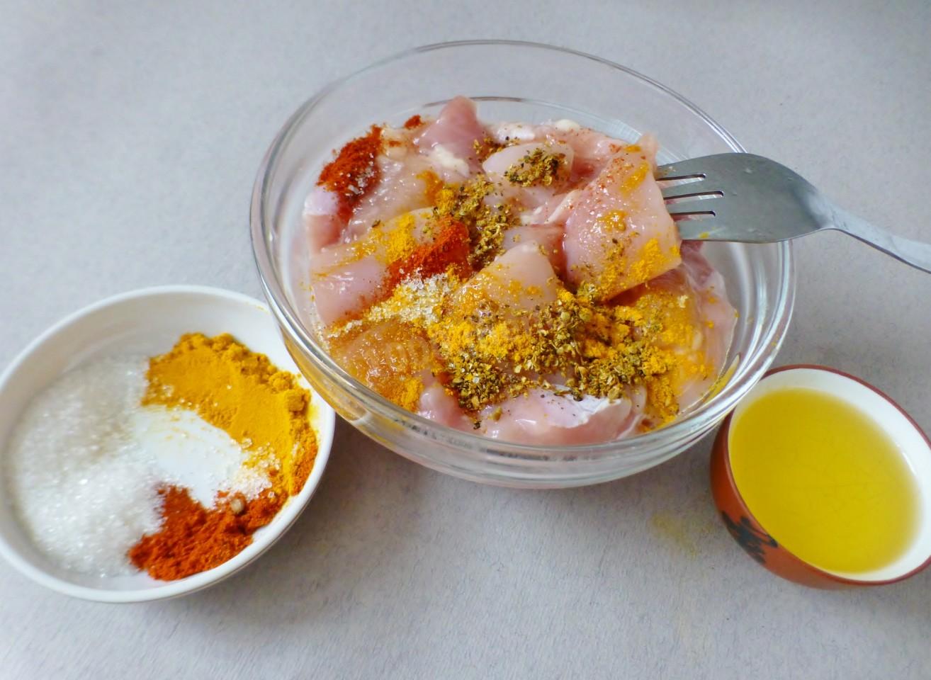 Шаг 2 приготовления Куриное филе на шпажках в духовке