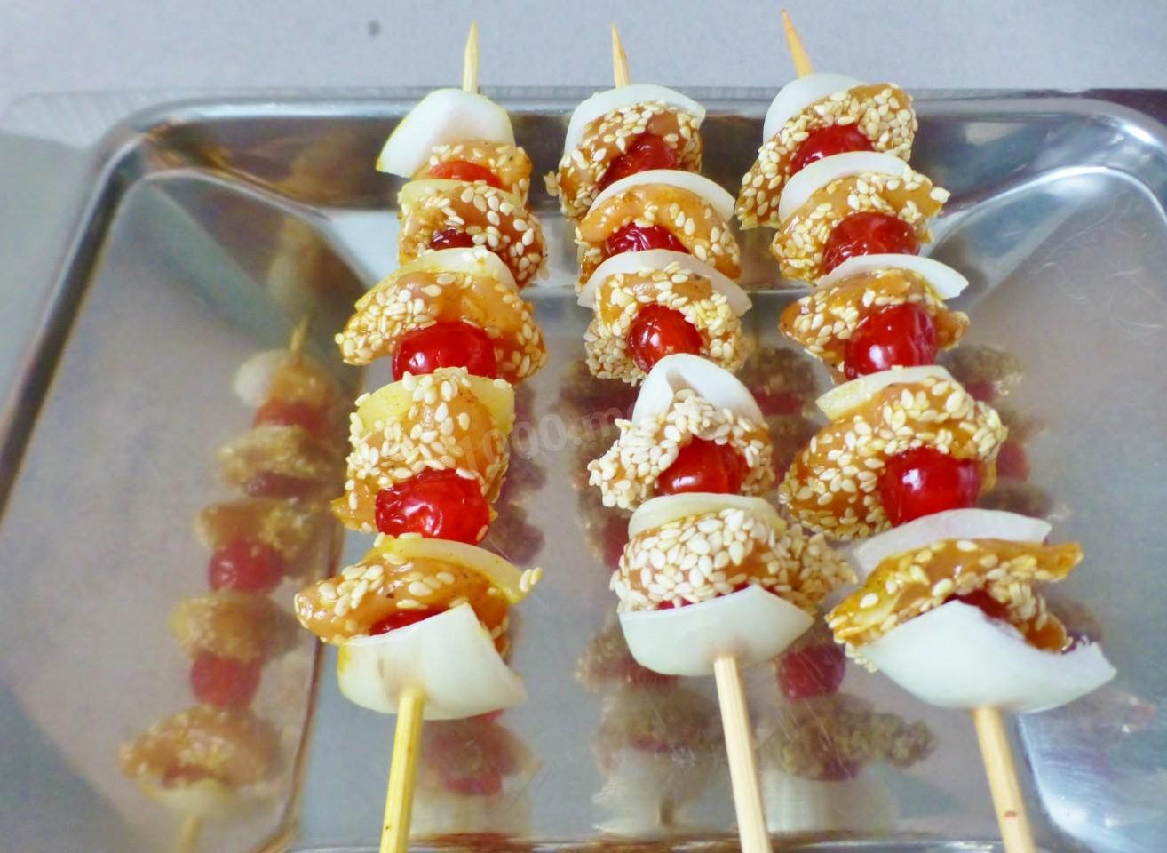 Шаг 5 приготовления Куриное филе на шпажках в духовке