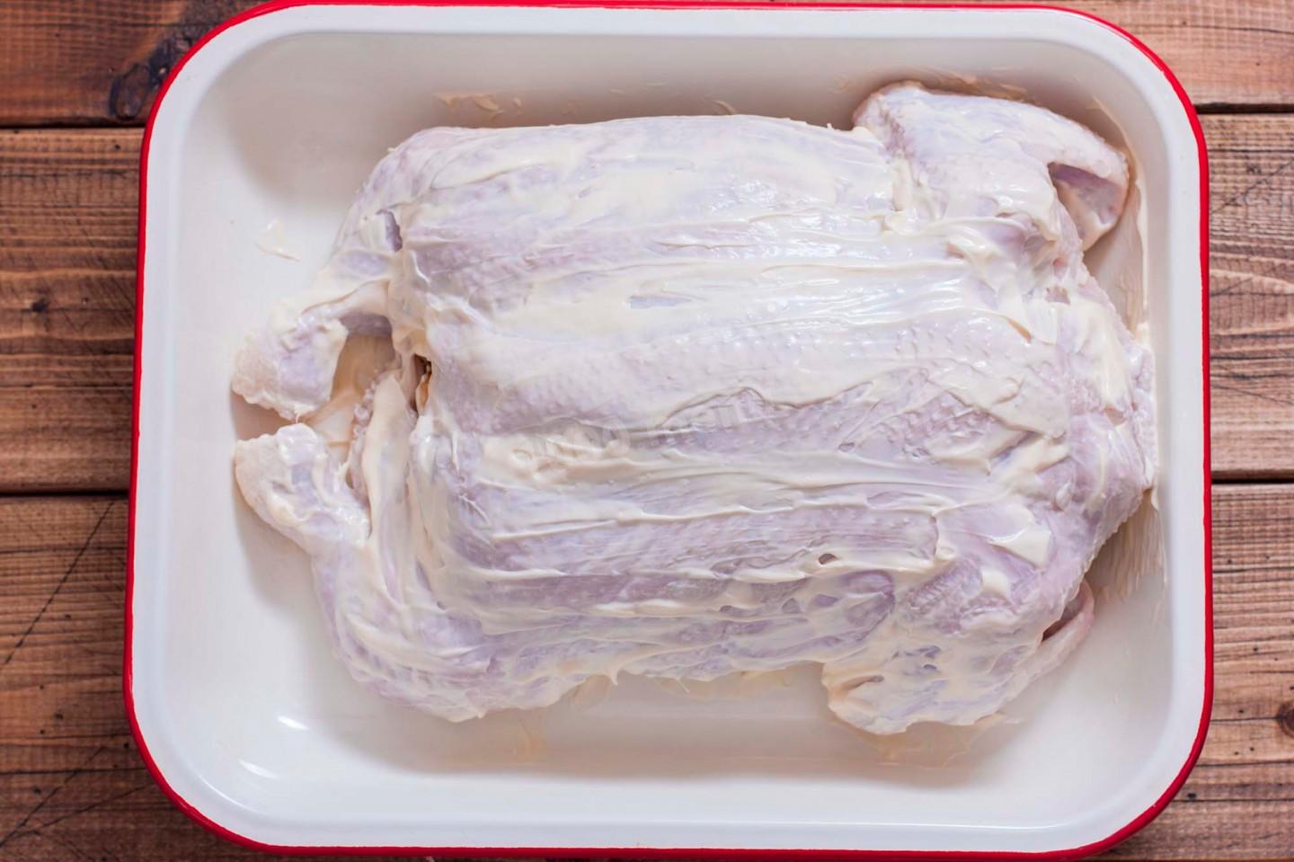 Шаг 12 приготовления Курица фаршированная блинами