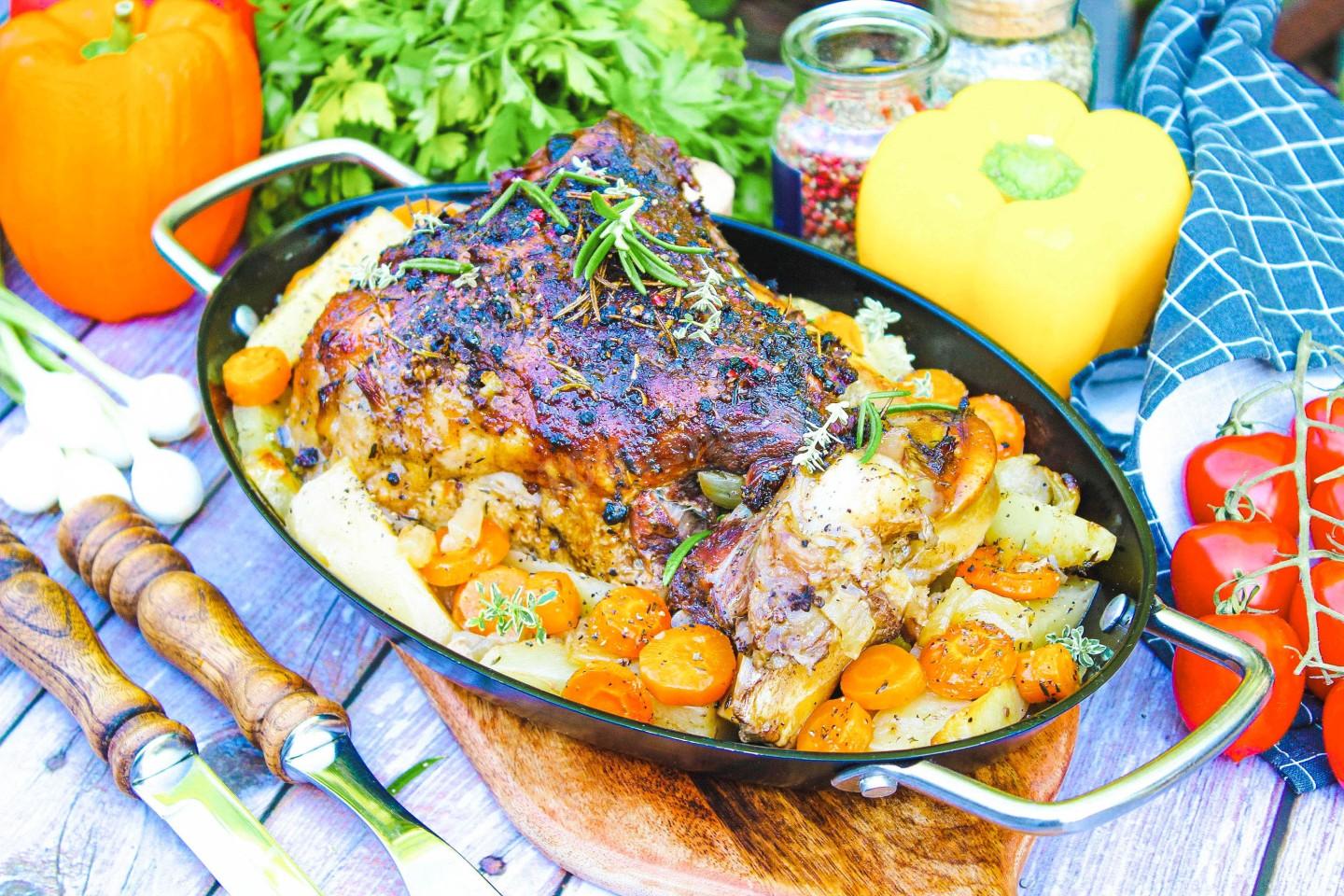 Обложка рецепта Мясо кабана в духовке