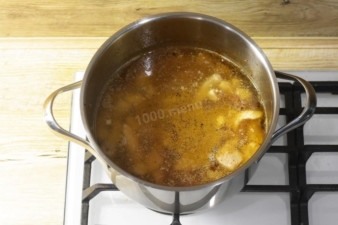 Шаг 6 приготовления Тушеное мясо с подливкой