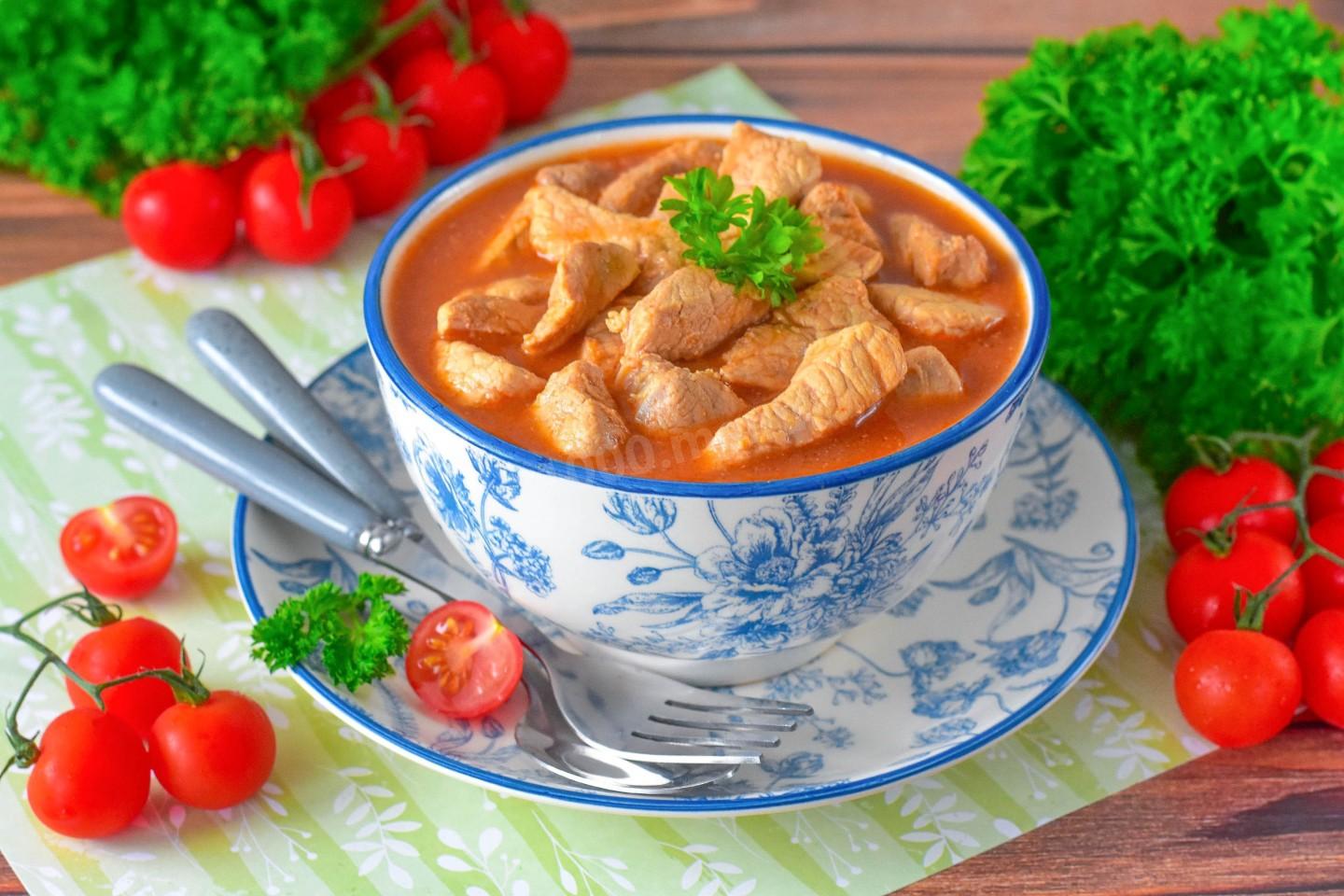 Обложка рецепта Тушеное мясо с подливкой