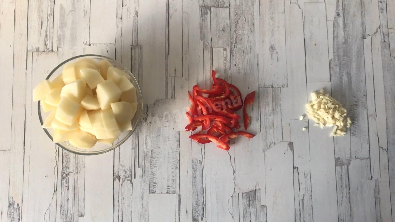 Шаг 2 приготовления Баранина с картошкой тушеная