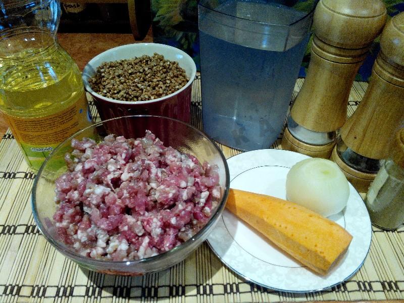 Шаг 1 приготовления Гречка с фаршем в мультиварке