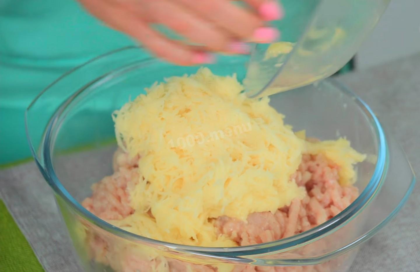 Шаг 4 приготовления Куриные котлеты с картошкой