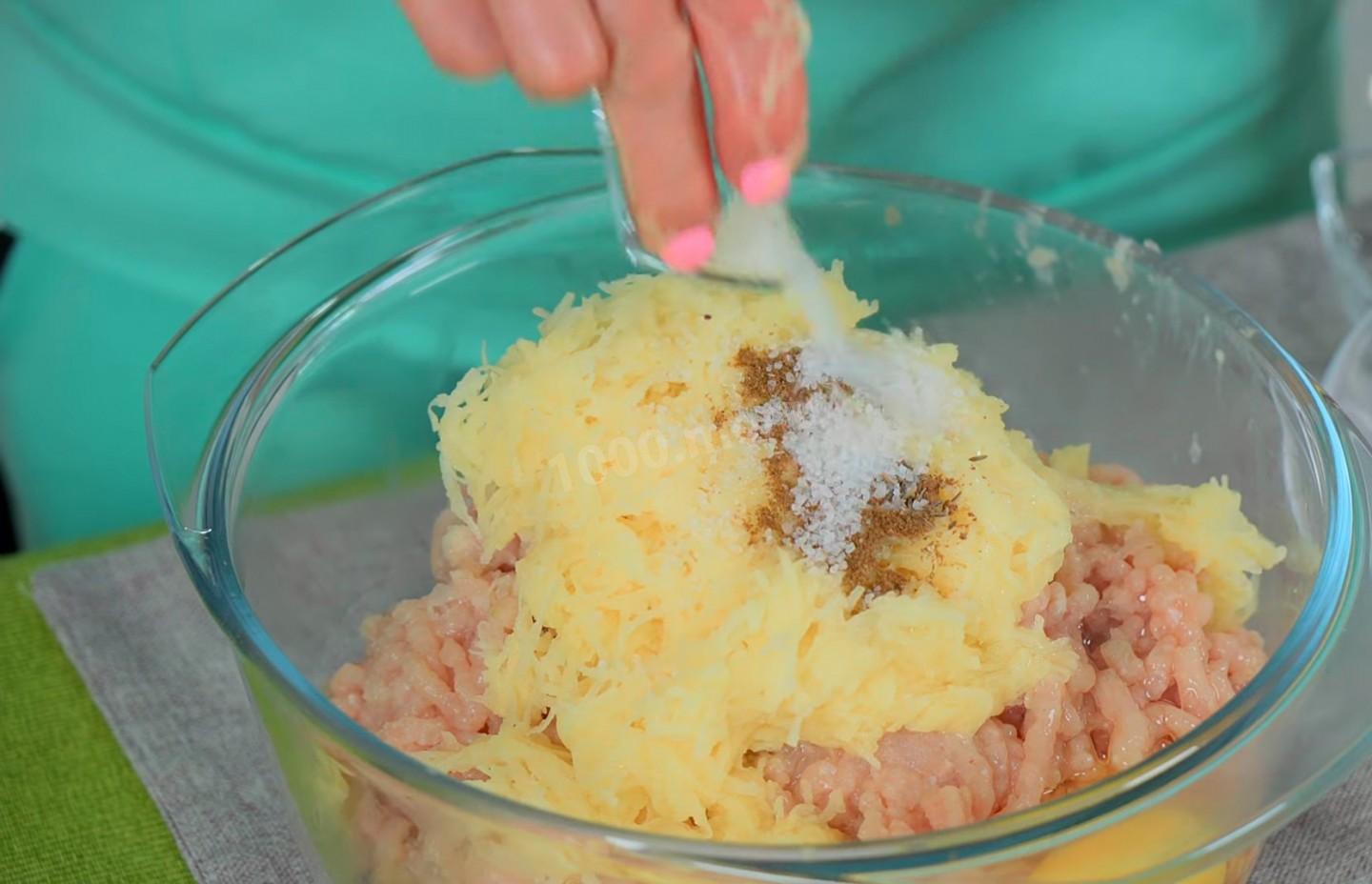 Шаг 6 приготовления Куриные котлеты с картошкой