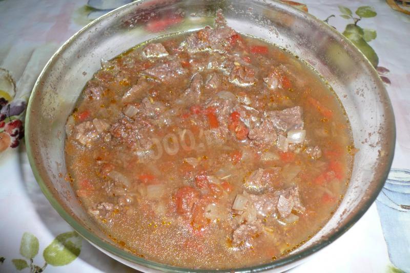 Шаг 14 приготовления Гуляш по-венгерски в микроволновке